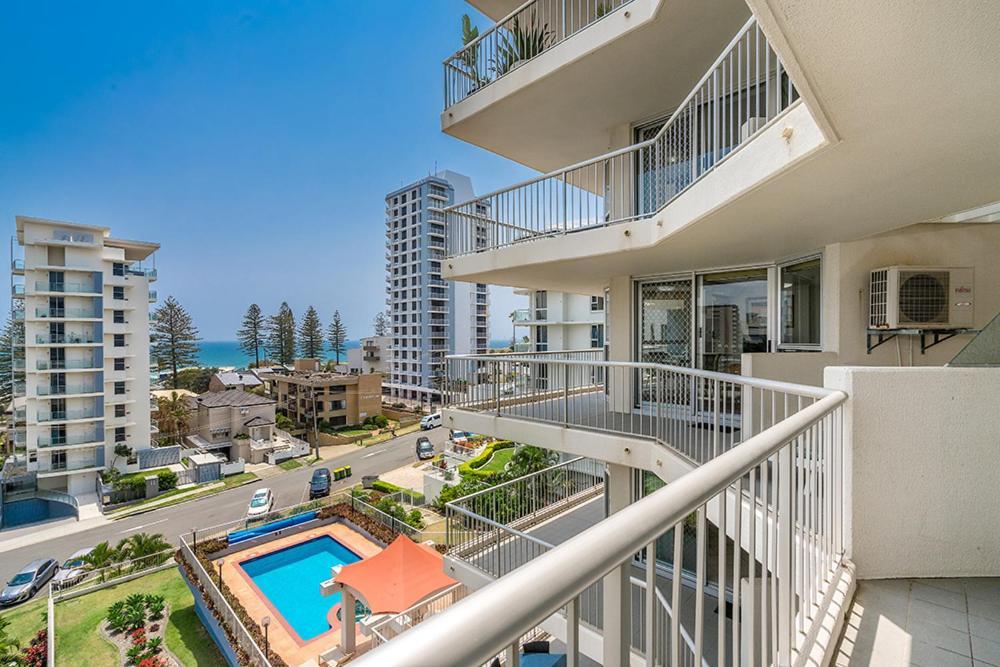 Rainbow Bay Resort Holiday Apartments Gold Coast Exterior photo